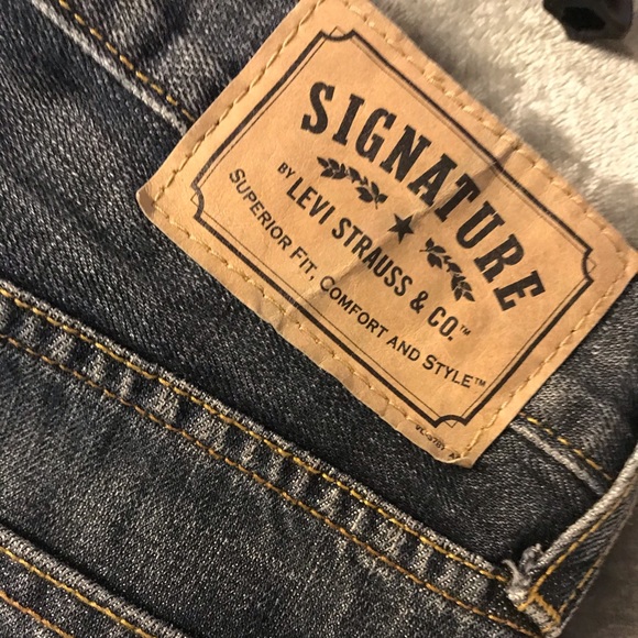 SALE! Levi’s Men’s Bootcut Jeans-**LIKE NEW** - Picture 4 of 7